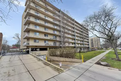 10301 Lake Avenue #807, Oakwood, OH 44102 - Photo 2