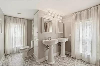 151 E Highland Avenue, Ravenna, OH 44266 - Photo 26