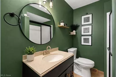 18840 Nitra Avenue, Maple Heights, OH 44137 - Photo 6