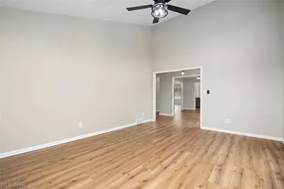 36220 Neff Road, Grafton, OH 44044 - Photo 8