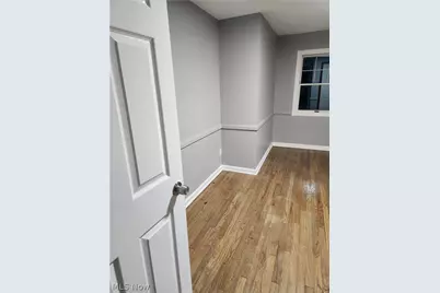 21131 Morris Avenue, Euclid, OH 44123 - Photo 12