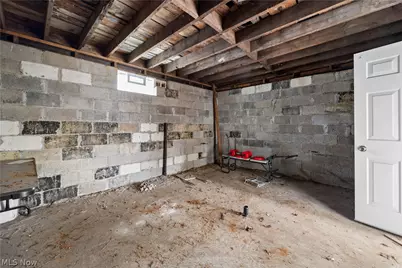 142 Parmely Avenue, Elyria, OH 44035 - Photo 34