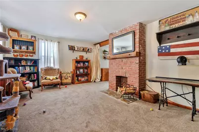 13222 Lexington Avenue NE, Alliance, OH 44601 - Photo 2