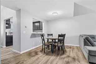 114 Ledbury Cir NE, Canton, OH 44721 - Photo 8