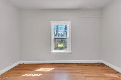 2150 Glenridge Road, Euclid, OH 44117 - Photo 8