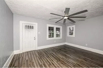 103 Norwood Street, Barberton, OH 44203 - Photo 6