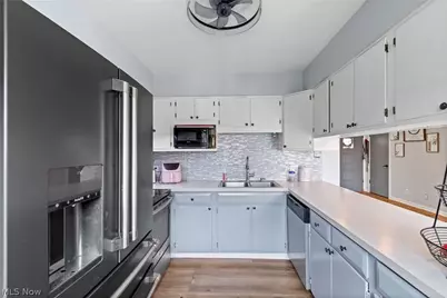 170 N Thomas Road, Tallmadge, OH 44278 - Photo 10