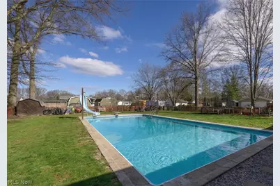 10770 Dot Avenue NE, Alliance, OH 44601 - Photo 32