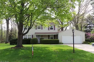 2775 Shady Lake Dr, Vermilion, OH 44089 - Photo 2