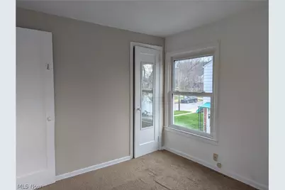 1492 E 250th Street, Euclid, OH 44117 - Photo 8