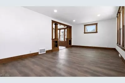 1150 W 10th Street, Lorain, OH 44052 - Photo 8