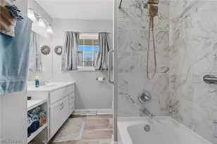 6101 Skylark St SW, Canton, OH 44706 - Photo 22