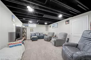 6101 Skylark St SW, Canton, OH 44706 - Photo 24