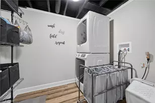 6101 Skylark St SW, Canton, OH 44706 - Photo 34