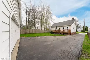 1207 Irene Rd, Lyndhurst, OH 44124 - Photo 30