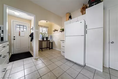 1207 Irene Road, Lyndhurst, OH 44124 - Photo 14