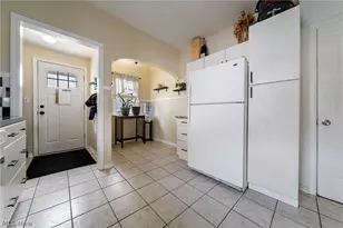 1207 Irene Rd, Lyndhurst, OH 44124 - Photo 14