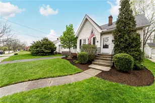 1207 Irene Rd, Lyndhurst, OH 44124 - Photo 4