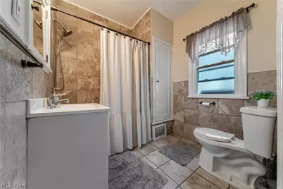 1207 Irene Road, Lyndhurst, OH 44124 - Photo 18