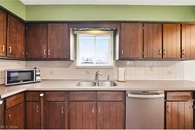 3992 Hilltop Drive, Brunswick, OH 44212 - Photo 12