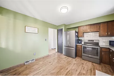 3992 Hilltop Drive, Brunswick, OH 44212 - Photo 10