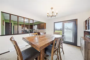 3992 Hilltop Dr, Brunswick, OH 44212 - Photo 6