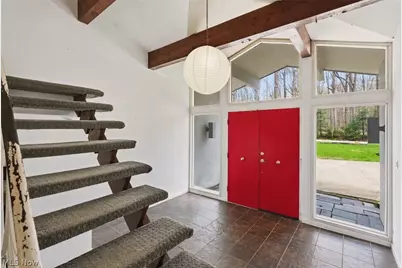 6055 Deepwood Drive, Chagrin Falls, OH 44022 - Photo 4