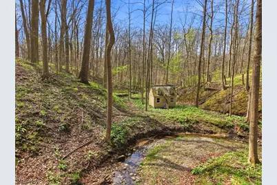 6055 Deepwood Drive, Chagrin Falls, OH 44022 - Photo 2