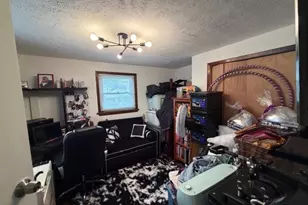 1464 E 250th St, Euclid, OH 44117 - Photo 10