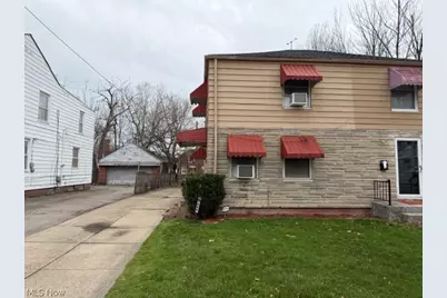 1464 E 250th Street #E, Euclid, OH 44117 - Photo 1