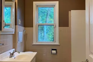 1600 Bond St, Akron, OH 44313 - Photo 10