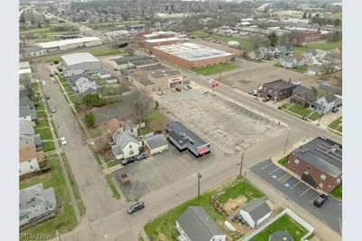 2108 Fremont Place SW, Canton, OH 44706 - Photo 2