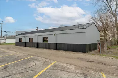 2108 Fremont Place SW, Canton, OH 44706 - Photo 8