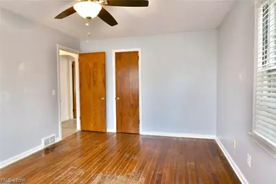 2262 Niles Cortland Road NE, Cortland, OH 44410 - Photo 24