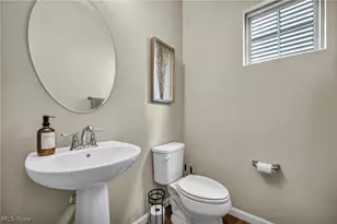 1383 Beach Ave, Oakwood, OH 44107 - Photo 16