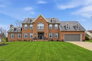 1576 Kings Arms Cir NW, Uniontown, OH 44685 - Photo 44