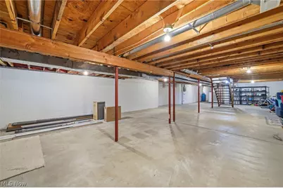 1576 Kings Arms Circle NW, Uniontown, OH 44685 - Photo 34