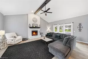 1576 Kings Arms Cir NW, Uniontown, OH 44685 - Photo 6