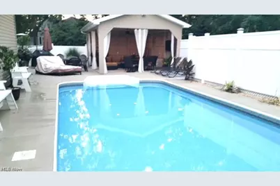 1131 Millbrook Square NE, Bolivar, OH 44612 - Photo 38