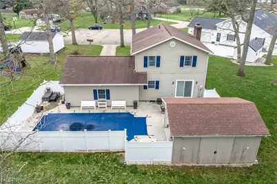 1131 Millbrook Square NE, Bolivar, OH 44612 - Photo 2