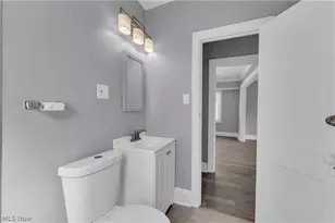 10613 Sandusky Ave, Loveland, OH 44105 - Photo 18