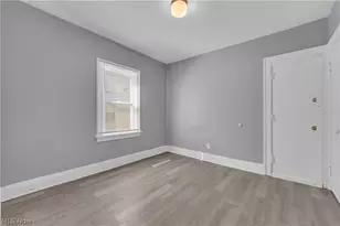 10613 Sandusky Ave, Loveland, OH 44105 - Photo 16