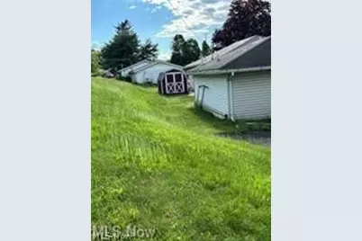 4870 East Pike, Zanesville, OH 43701 - Photo 8