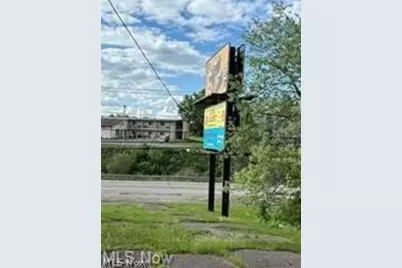 4870 East Pike, Zanesville, OH 43701 - Photo 4