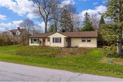 28 Wellesly Boulevard, Painesville, OH 44077 - Photo 2