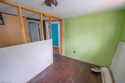 559 Morgan Avenue, Akron, OH 44311 - Photo 18