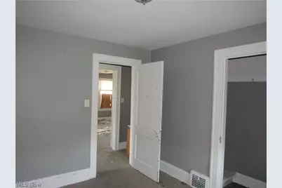 13208 Maplerow Avenue, Garfield Heights, OH 44105 - Photo 24