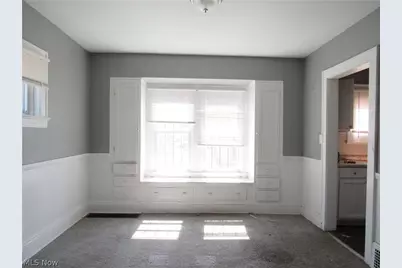 13208 Maplerow Avenue, Garfield Heights, OH 44105 - Photo 8