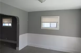 13208 Maplerow Ave, Garfield Heights, OH 44105 - Photo 10