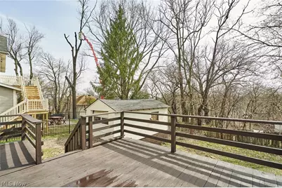 85 Mount View Avenue, Akron, OH 44303 - Photo 4